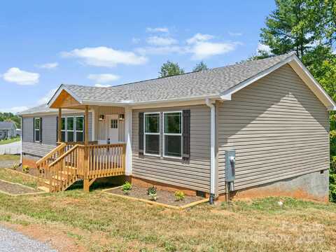 206 Walnut Branch Road, Weaverville, NC 28787