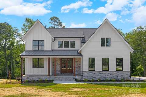 537 Riddle Mill Road, Clover, SC 29710