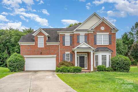 14911 Taggert Trail Drive, Charlotte, NC 28273