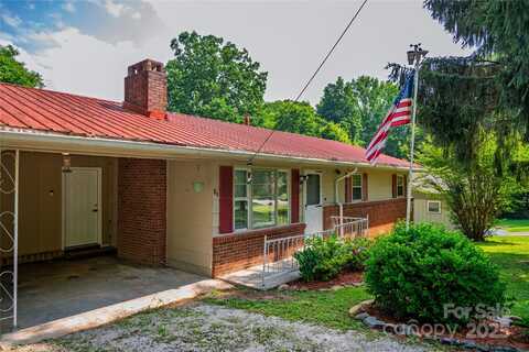 86 Pine Grove Drive, Andrews, NC 28901
