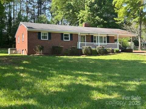 1014 Stuart Drive, Wadesboro, NC 28170