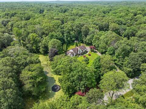 5 Tall Oaks Road, Wilton, CT 06897