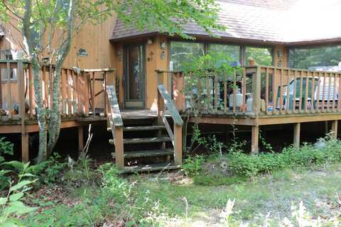 110R Bloomingdale Road, Waterford, CT 06375