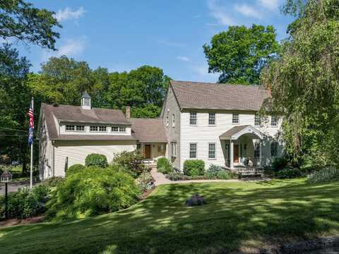 10 Oak Drive, Essex, CT 06409