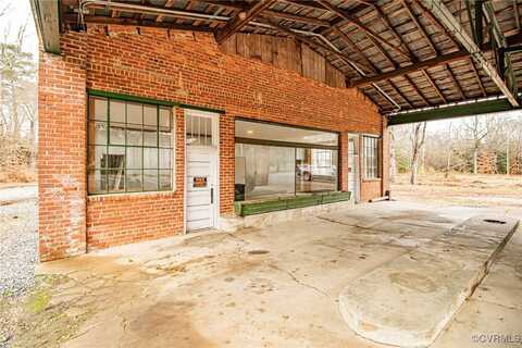 18304 James River Drive, Disputanta, VA 23842