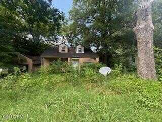 2107 Campbell Street, Humboldt, TN 38343
