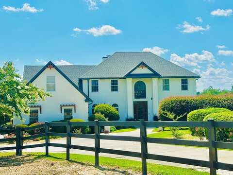 943 Basswood Rd, Douglas, GA 31535