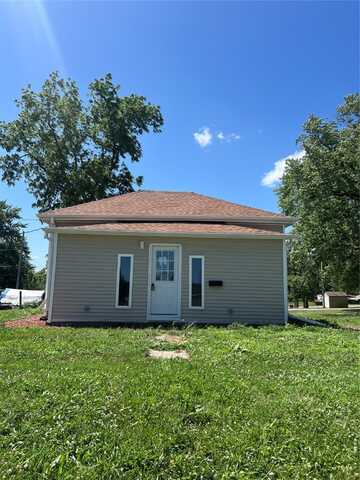 510 Wyoming Avenue, Carson, IA 50801
