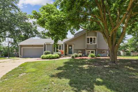 4200 SW 23rd Place, Des Moines, IA 50321