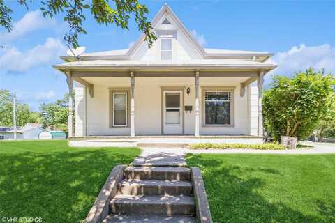 111 E Ninth Street, Madrid, IA 50156