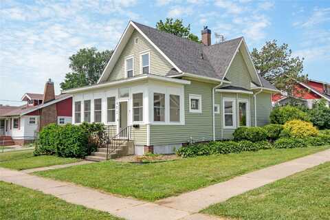 403 E 2nd Street S, Newton, IA 50208