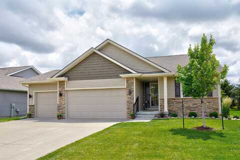 690 SE Driftwood Lane, Waukee, IA 50263