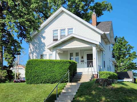 1595 Atlantic, Dubuque, IA 52001