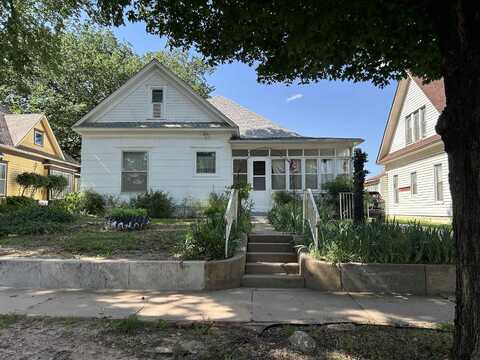 710 W Oklahoma, Enid, OK 73701