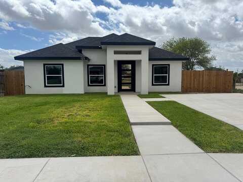 325 Zaragoza Drive, Eagle Pass, TX 78852
