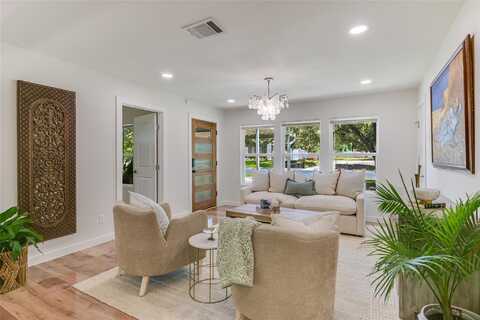 7806 Mullen DR, Austin, TX 78757