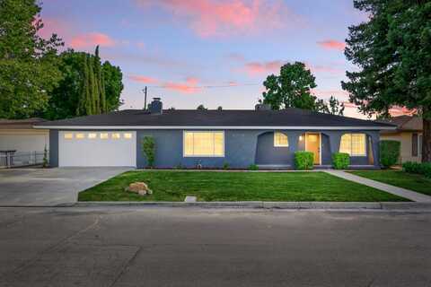 2712 Westgate Drive, Madera, CA 93637