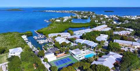9812 Windward Avenue, Key Largo, FL 33037
