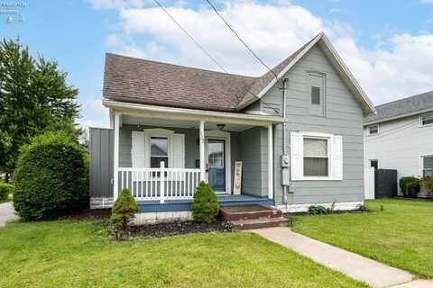 117 W Park Street, Oak Harbor, OH 43449