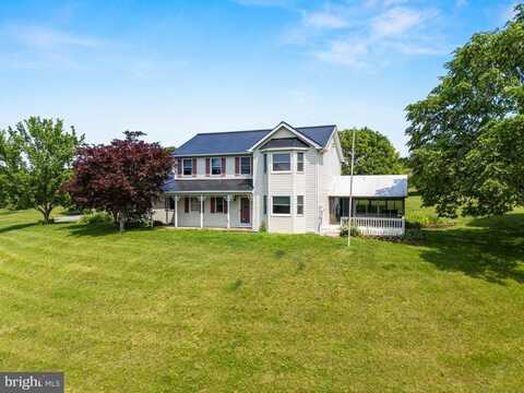 39 KEMPTON ROAD, KEMPTON, PA 19529