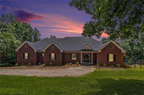 1771 Leon Ellis Road, Hull, GA 30646