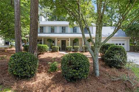 9165 Eves Circle, Roswell, GA 30076