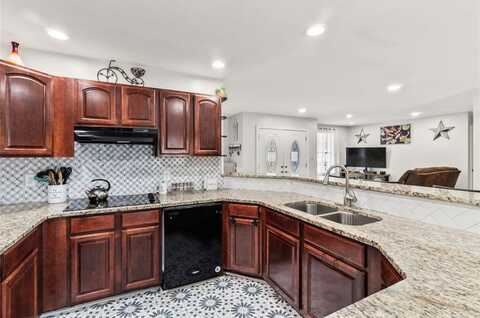 900 STONE LEA Trace, Oxford, GA 30054