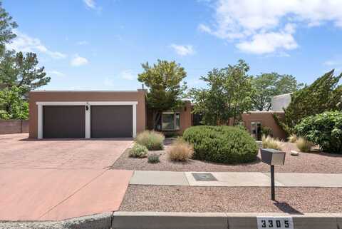 3305 EMBUDITO Drive NE, Albuquerque, NM 87111