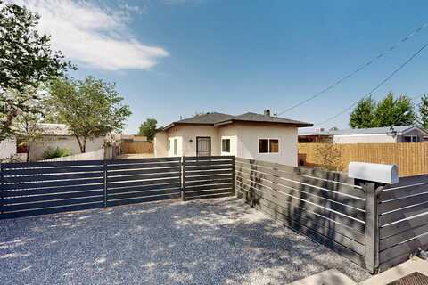 24 CLAREMONT Avenue NW, Albuquerque, NM 87107