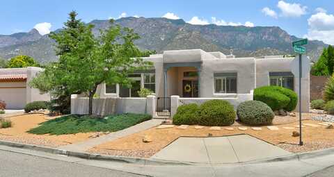8217 INDIGO Court NE, Albuquerque, NM 87122