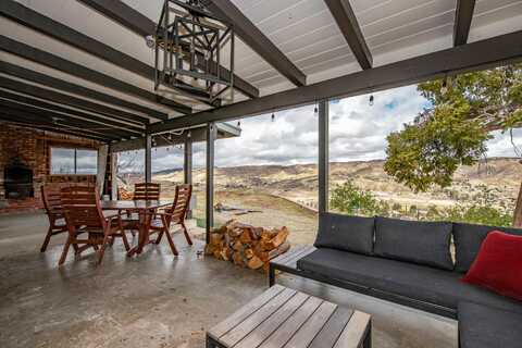 40005 W 92nd Street, Leona Valley, CA 93551