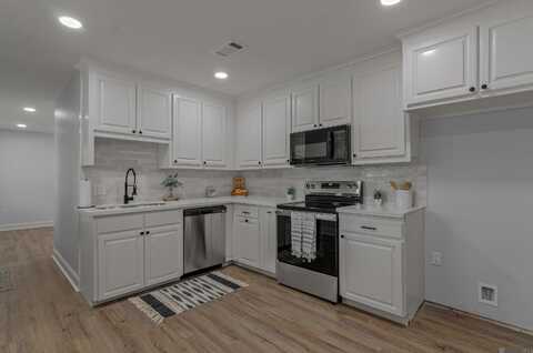 5837 Denova St, Baton Rouge, LA 70812