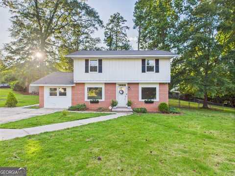 752 Forest Lake, Macon, GA 31210