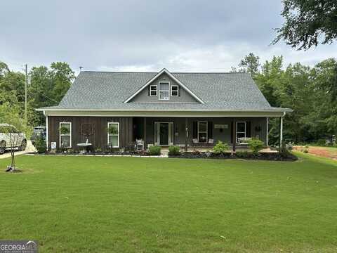 570 County Road 79, Roanoke, AL 36274