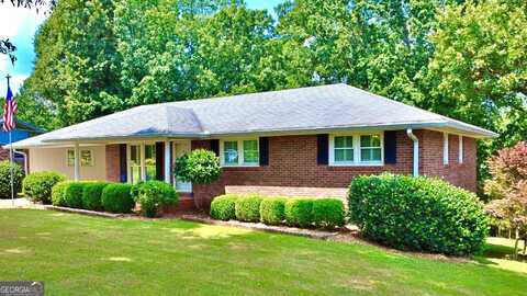 10 Montre, Silver Creek, GA 30173