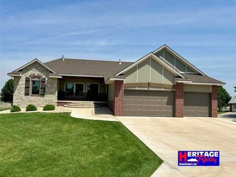 105 Suffolk Court, Garden City, KS 67846