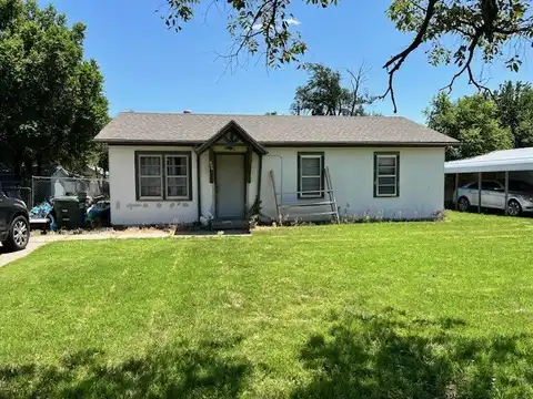 808 Gilman Avenue, Dodge City, KS 67801