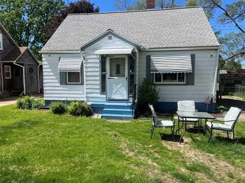 2352 FAIRMONT Parkway, Erie, PA 16510