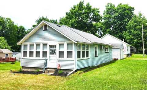 11365 E THIRD Street, Conneaut Lake, PA 16316
