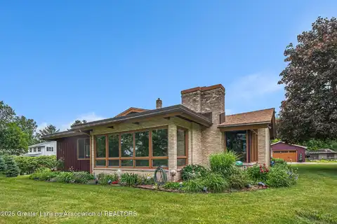 203 Branson Bay Drive, Mason, MI 48854