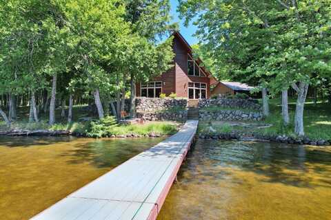 23196 BLACK BEAR RD, Watersmeet, MI 49969
