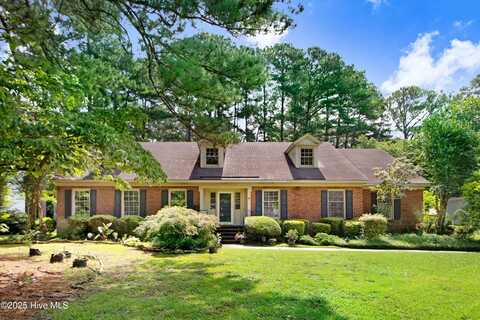 1505 Saint James Place, Kinston, NC 28504