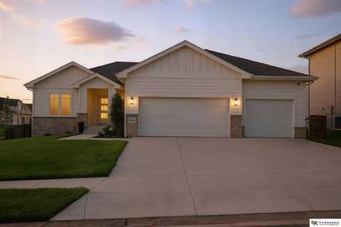 19005 Devonshire Drive, Gretna, NE 68028