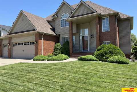 1280 N Bristolwood Drive, Fremont, NE 68025
