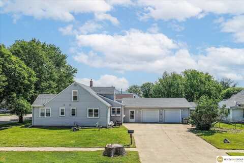 42 6th Street, Woodbine, IA 51579
