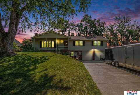 605 S 120Th Avenue, Omaha, NE 68154