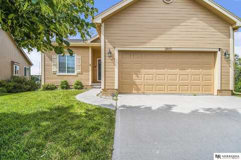 18913 Hayes Circle, Omaha, NE 68135