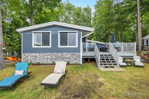 12865 S Englewright Drive, Sand Lake, MI 49343