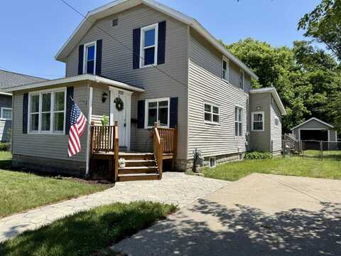 202 N Staffon Street, Ludington, MI 49431