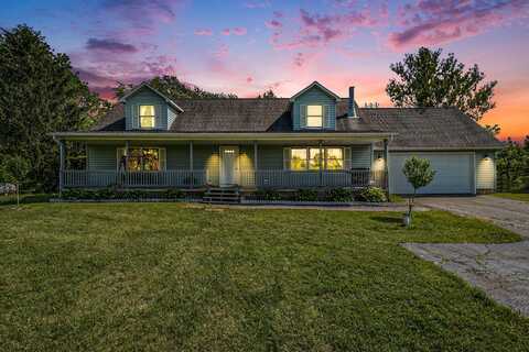 4050 Oakwood Road, Ortonville, MI 48462